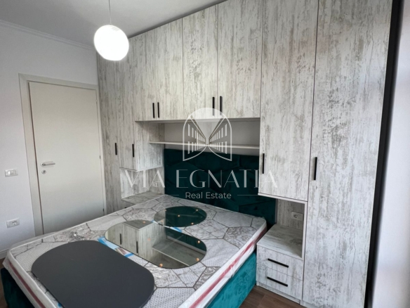 SHITET APARTAMENT 1+1 TEK SHKEMBI KAVAJES