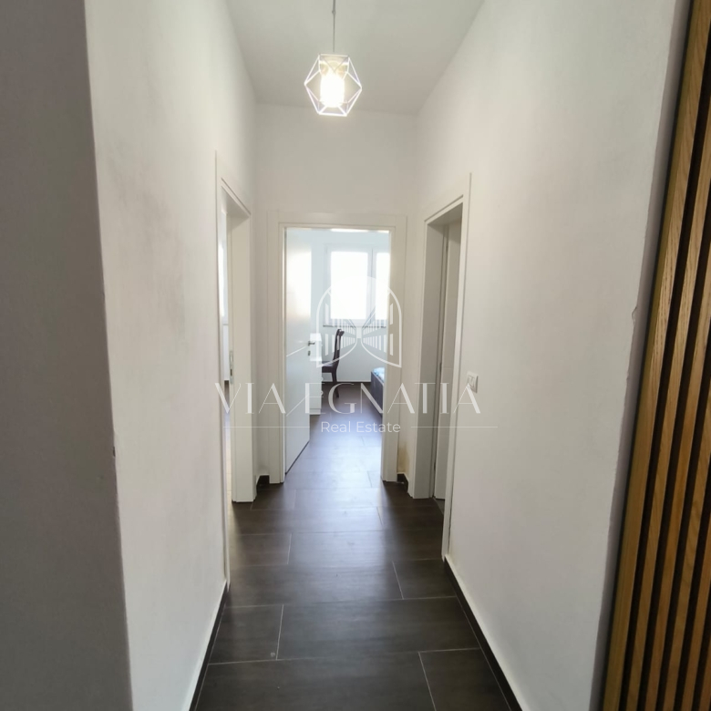 JEPET ME QERA APARTAMENT NE PLAZH DURRES