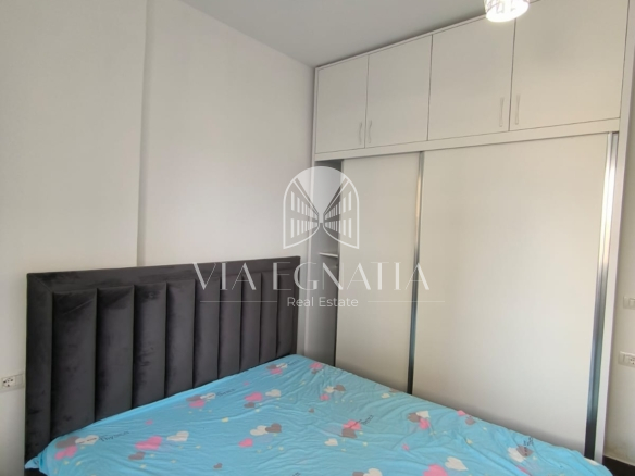 JEPET ME QERA APARTAMENT NE PLAZH DURRES