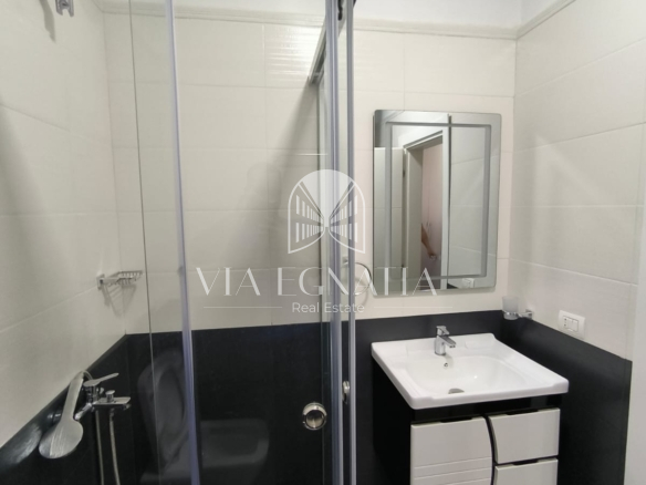 JEPET ME QERA APARTAMENT NE PLAZH DURRES