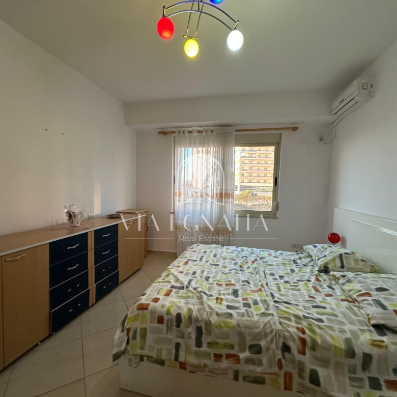 SHITET APARTAMENT 1+1 NE GOLEM
