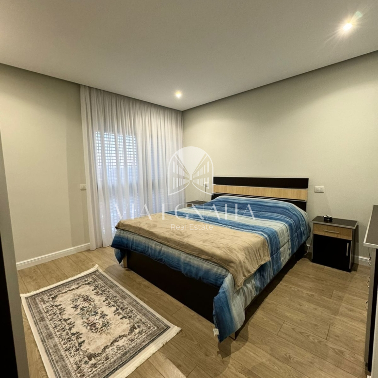 JEPET ME QERA APARTAMENT 2+1 TEK VILA ZOGUT DURRES