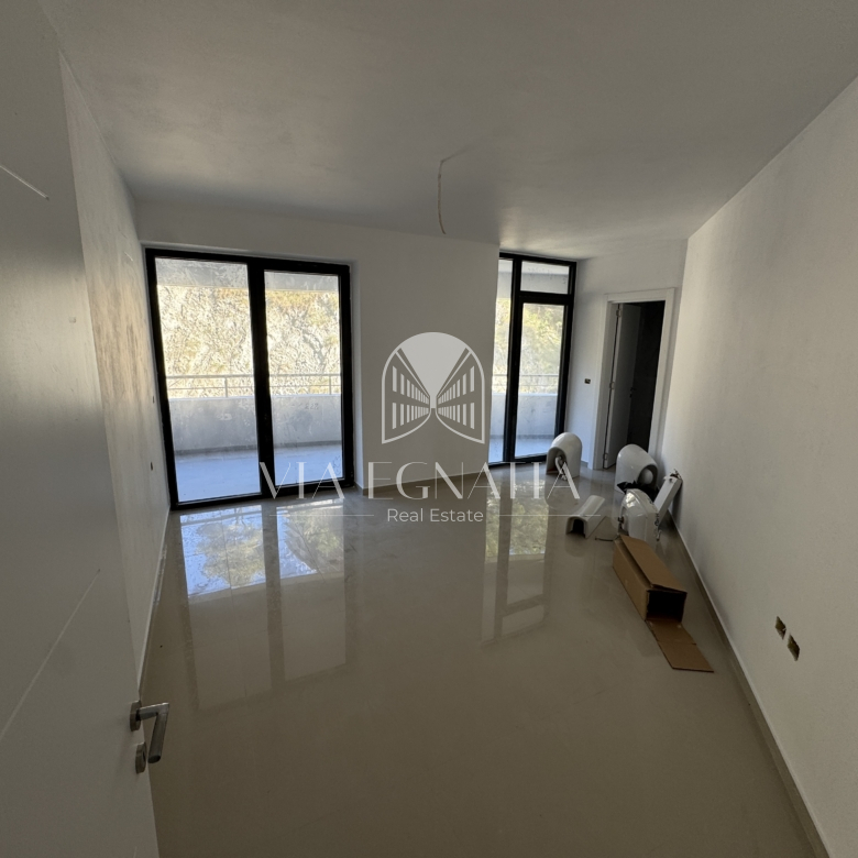 SHITET 2+1 PAMJE DETI NE WHITE HILL RESIDENCE CURRILA