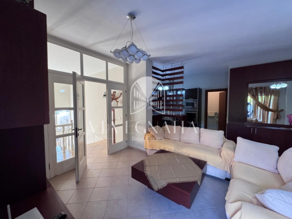 SHITET APARTAMENT 2+1+2 NE GOLEM