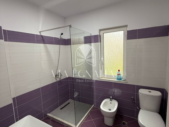 SHITET APARTAMENT 1+1 TE SHKEMBI KAVAJES
