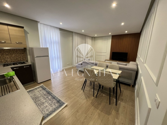 JEPET ME QERA APARTAMENT 2+1 TEK VILA ZOGUT DURRES