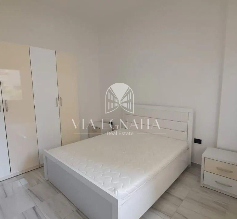 SHITET APARTAMENT TEK SHKEMBI KAVAJES