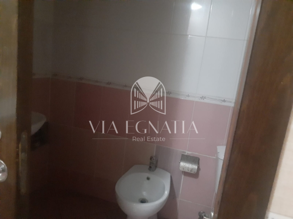 SHITET RESTORANT TEK LAGJIA 17