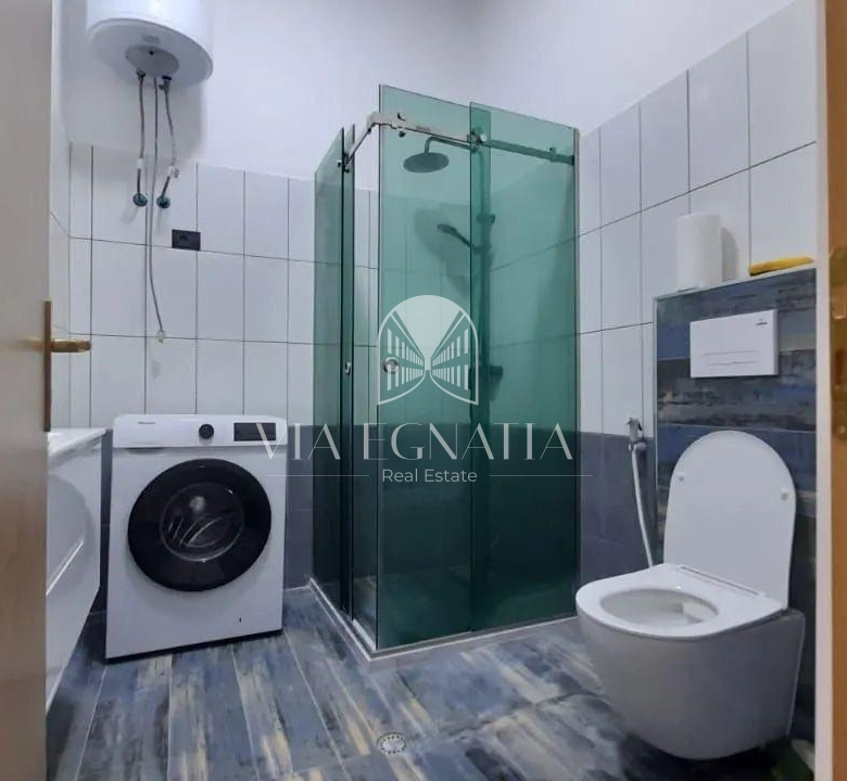 SHITET APARTAMENT TEK SHKEMBI KAVAJES