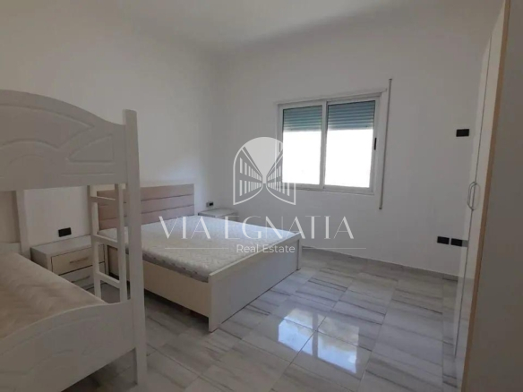 SHITET APARTAMENT TEK SHKEMBI KAVAJES
