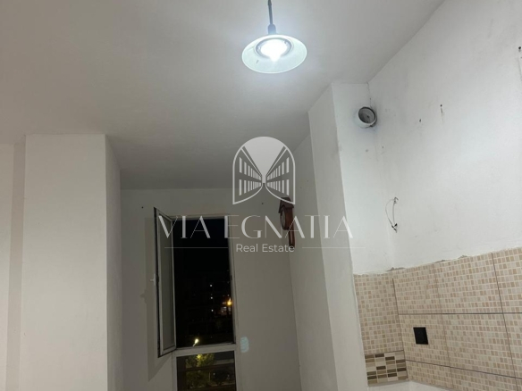 SHITET APARTAMENT TEK LAGJIA 17 DURRES