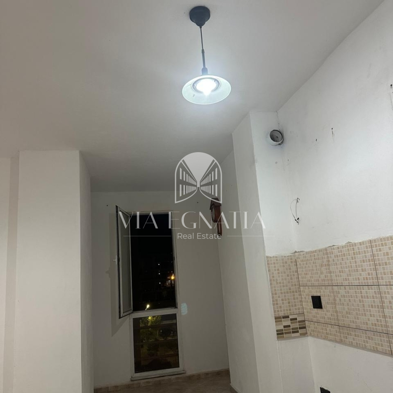 SHITET APARTAMENT TEK LAGJIA 17 DURRES