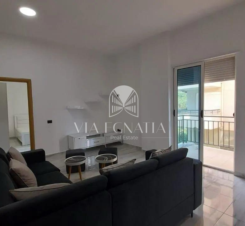 SHITET APARTAMENT TEK SHKEMBI KAVAJES