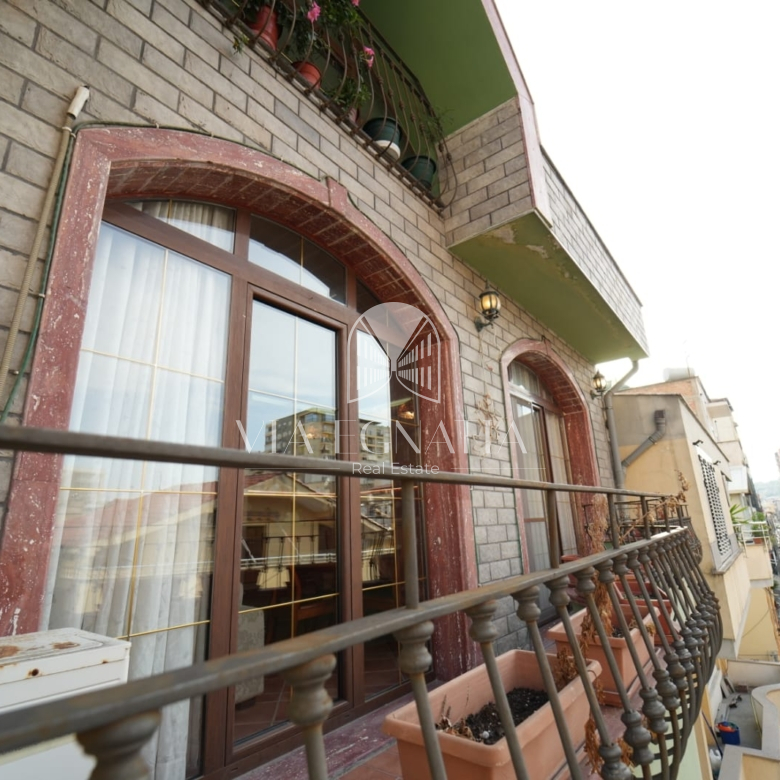 JEPET ME QERA APARTAMENT TEK ISH RAJONI POLICISE DURRES