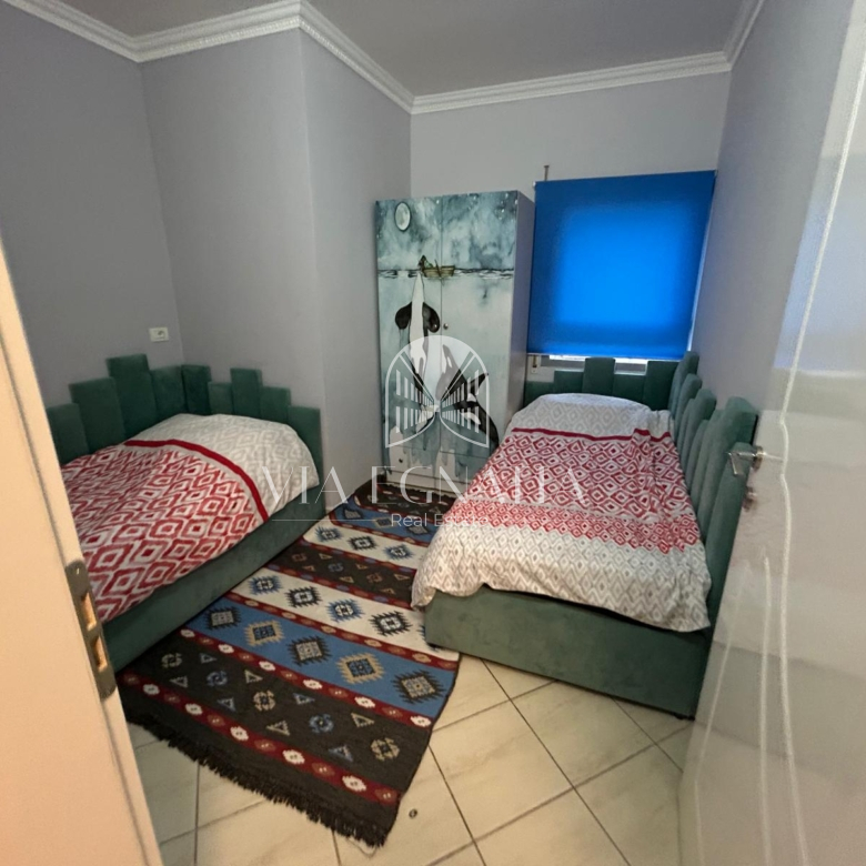 JEPET ME QERA APARTAMENT NE VOLLGA