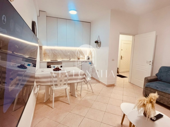 QIRA 1+1 PLAZH, DURRES