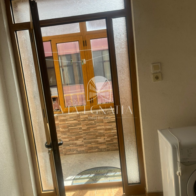JEPET ME QIRA APARTAMENT QENDER DURRES