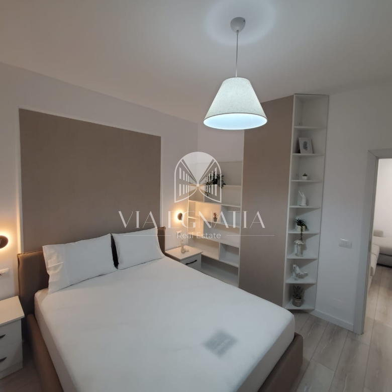 SHITET APARTAMENT 1+1 TEK RROTA KUQE DURRES