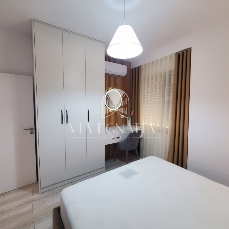 SHITET APARTAMENT 1+1 TEK RROTA KUQE DURRES