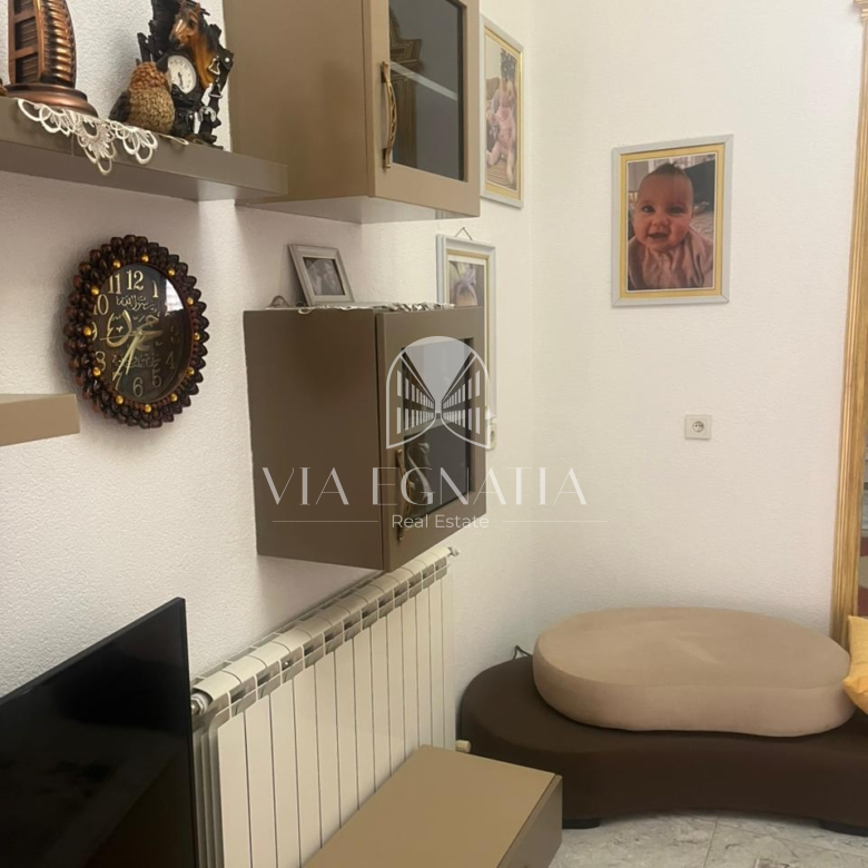 JEPET ME QIRA APARTAMENT QENDER DURRES