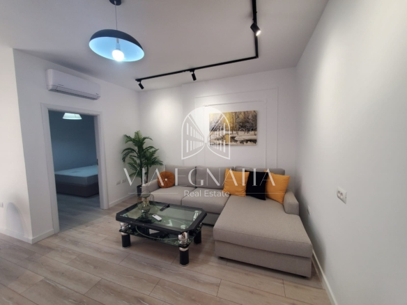 SHITET APARTAMENT 1+1 TEK RROTA KUQE DURRES