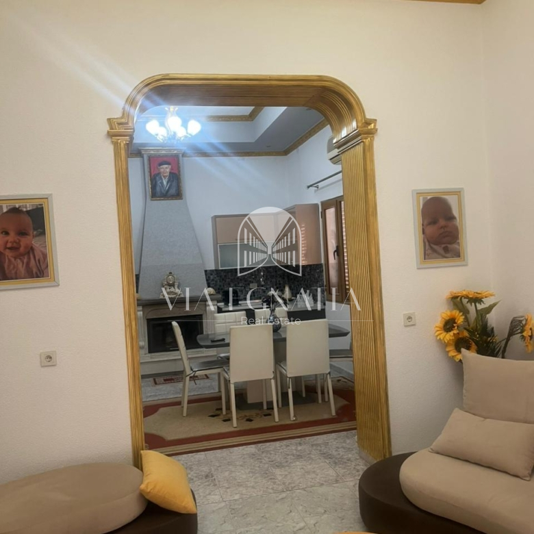 JEPET ME QIRA APARTAMENT QENDER DURRES
