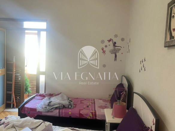 JEPET ME QIRA APARTAMENT QENDER DURRES