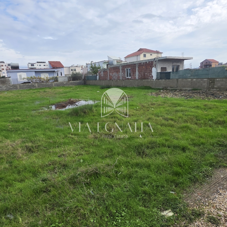 SHITET 600m² TOKË – XHAFZOTAJ