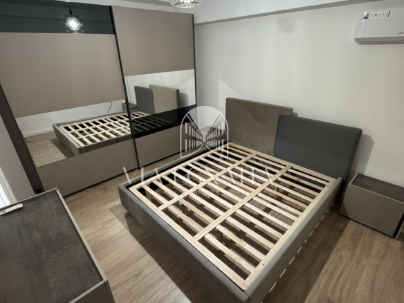 JEPET ME QIRA APARTAMENT 2+1 – QENDËR