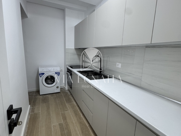 JEPET ME QIRA APARTAMENT 2+1 – QENDËR