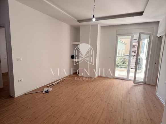SHITET APARTAMENT 2+1 + 2 TUALETE ISH RAJONI