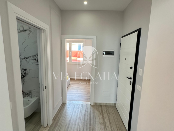 SHITET APARTAMENT 1+1 | VIJË E PARË ME DETIN | PAMJE PANORAMIKE.