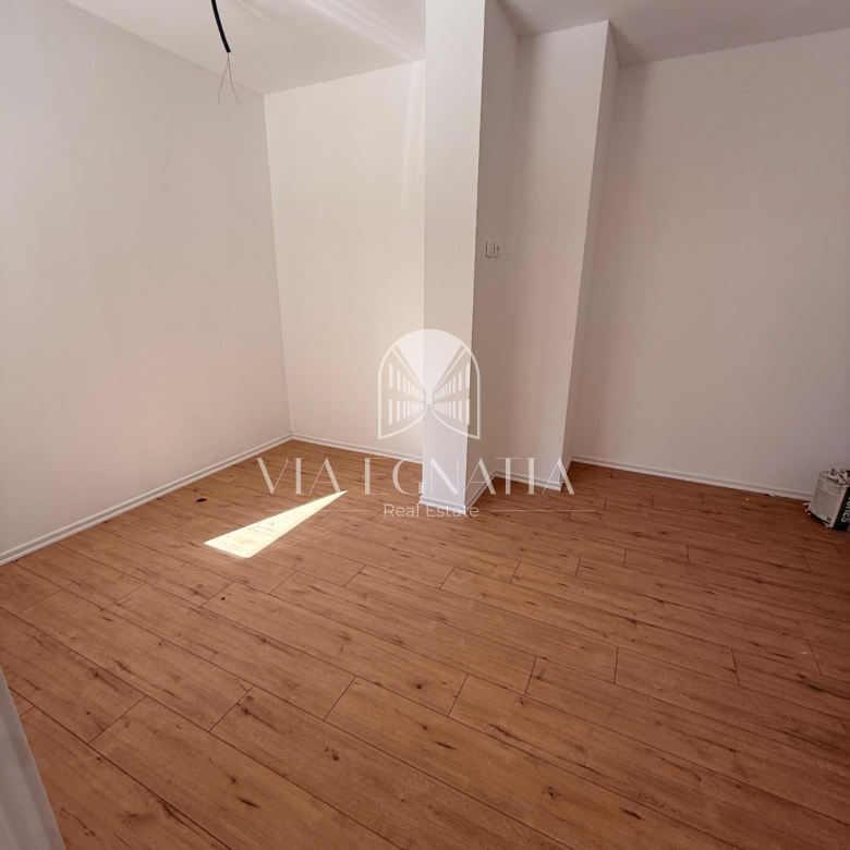 SHITET APARTAMENT 2+1 + 2 TUALETE ISH RAJONI