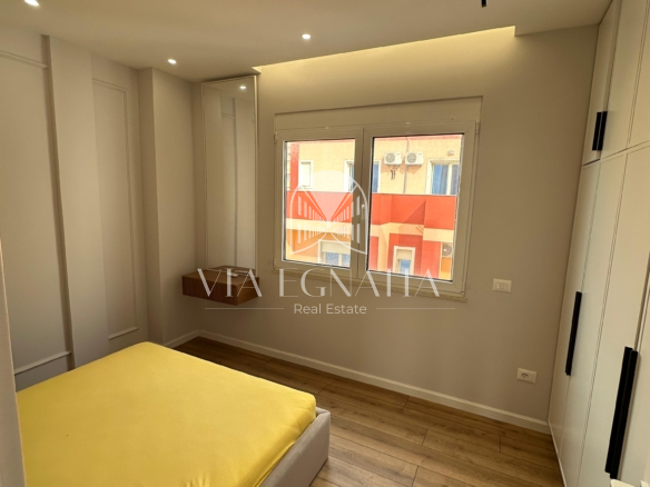 SHITET APARTAMENT 1+1 | VIJË E PARË ME DETIN | PAMJE PANORAMIKE.
