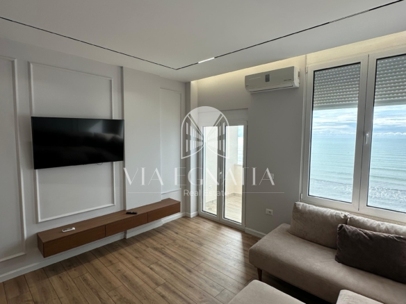 SHITET APARTAMENT 1+1 | VIJË E PARË ME DETIN | PAMJE PANORAMIKE.