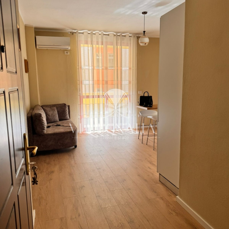 SHITET APARTAMENT 2+1 | SHKËMBI I KAVAJËS