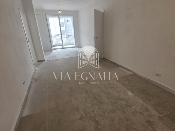APARTAMENT 3+1 PER SHITJE NE LAGJEN 17, DURRES