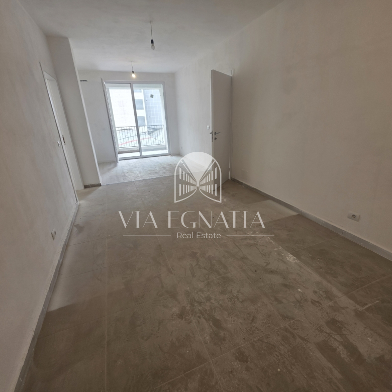 APARTAMENT 3+1 PER SHITJE NE LAGJEN 17, DURRES