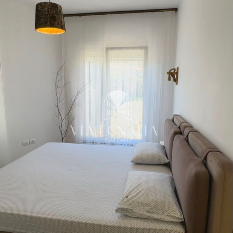 APARTAMENT 2+1 ME QIRA PRANË XHAMISË, DURRËS