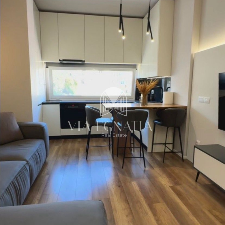 APARTAMENT 2+1 ME QIRA PRANË XHAMISË, DURRËS
