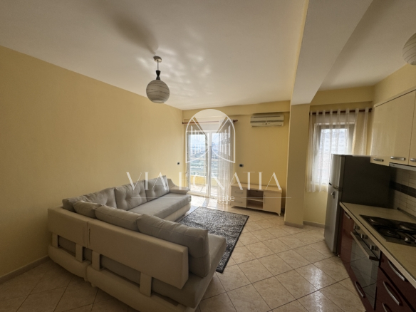 Jepet me qira apartament 1+1, 400€/muaj.