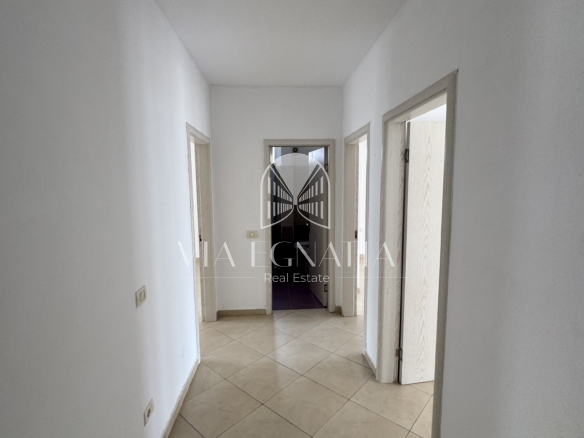 JEPET ME QIRA APARTAMENT 3+1 TEK ISH RAJONI, DURRËS