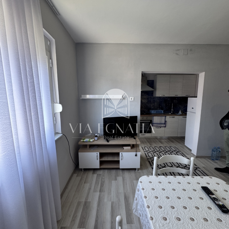 SHITET APARTAMENT 2+1 – LAGJIA 18, DURRËS