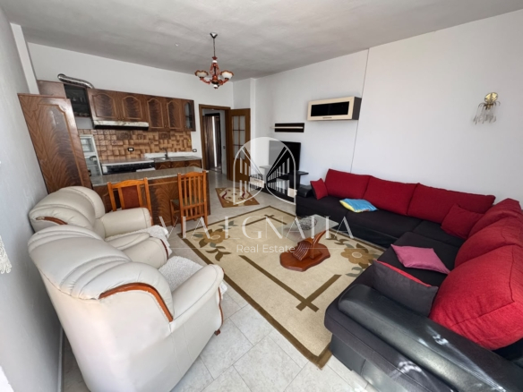JEPET ME QIRA 1+1 APARTAMENT PRANE KAZAZIT, DURRËS