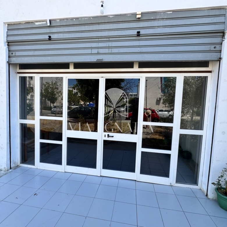Jepet me Qira Ambjent Biznesi – Lagjja 16, Durrës