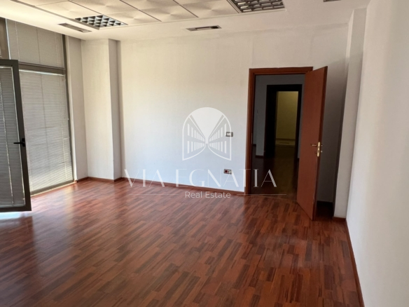 JEPET ME QIRA AMBJENT BIZNESI – VELIERA, DURRËS