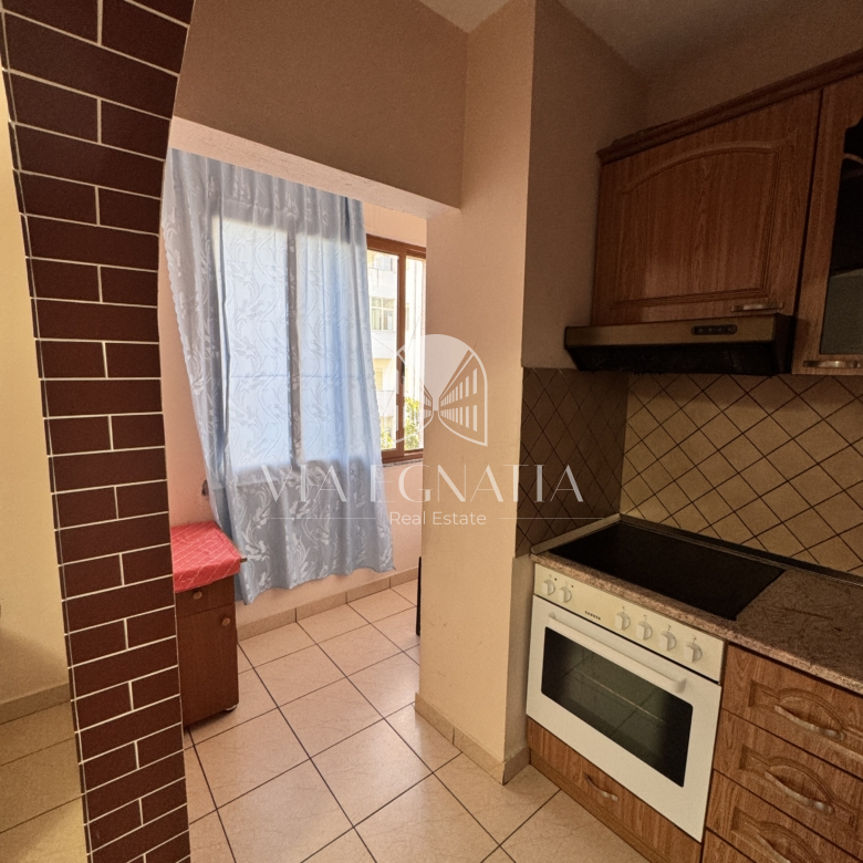 JEPET ME QIRA APARTAMENT 1+1 – LAGJIA 18, DURRËS