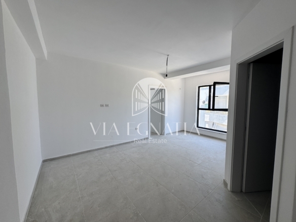 SHITET APARTAMENT 1+1 NË MALI TË ROBIT, KAVAJË