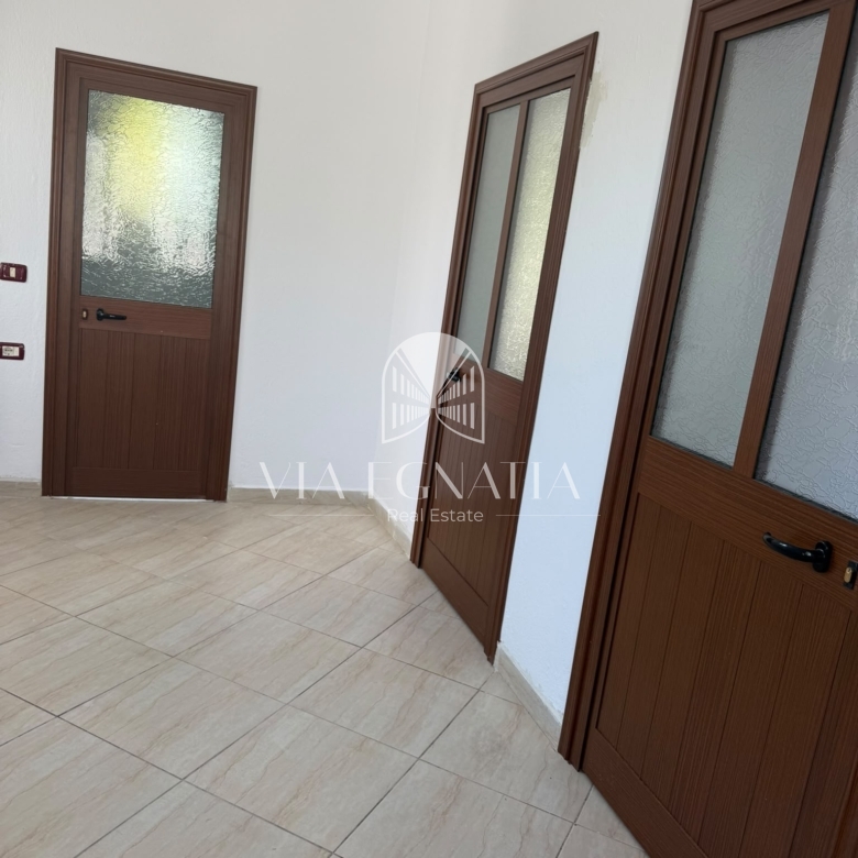 Jepet me qira kati i pare i një shtëpie private në Lagjen 17, Durrës