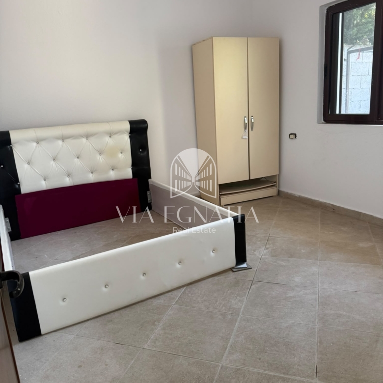 Jepet me qira kati i pare i një shtëpie private në Lagjen 17, Durrës